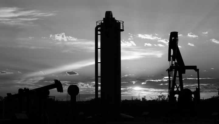 Accounting for Risk in Oil and Gas Reserve Valuations